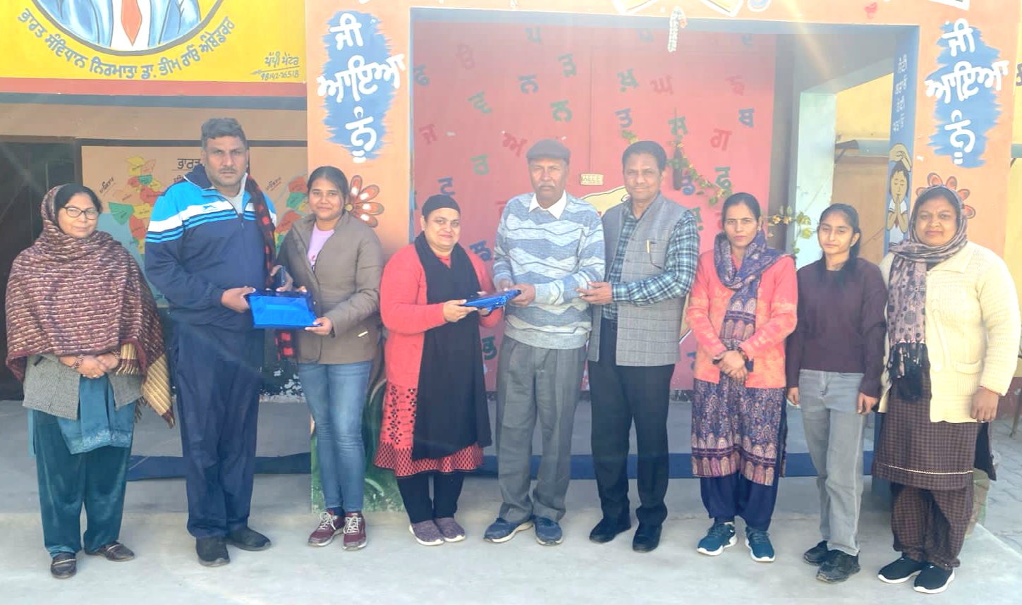 A team led by Satish Kumar Soni, President of Adarsh ??Social Welfare Society Punjab, visited Bham Elementary School.